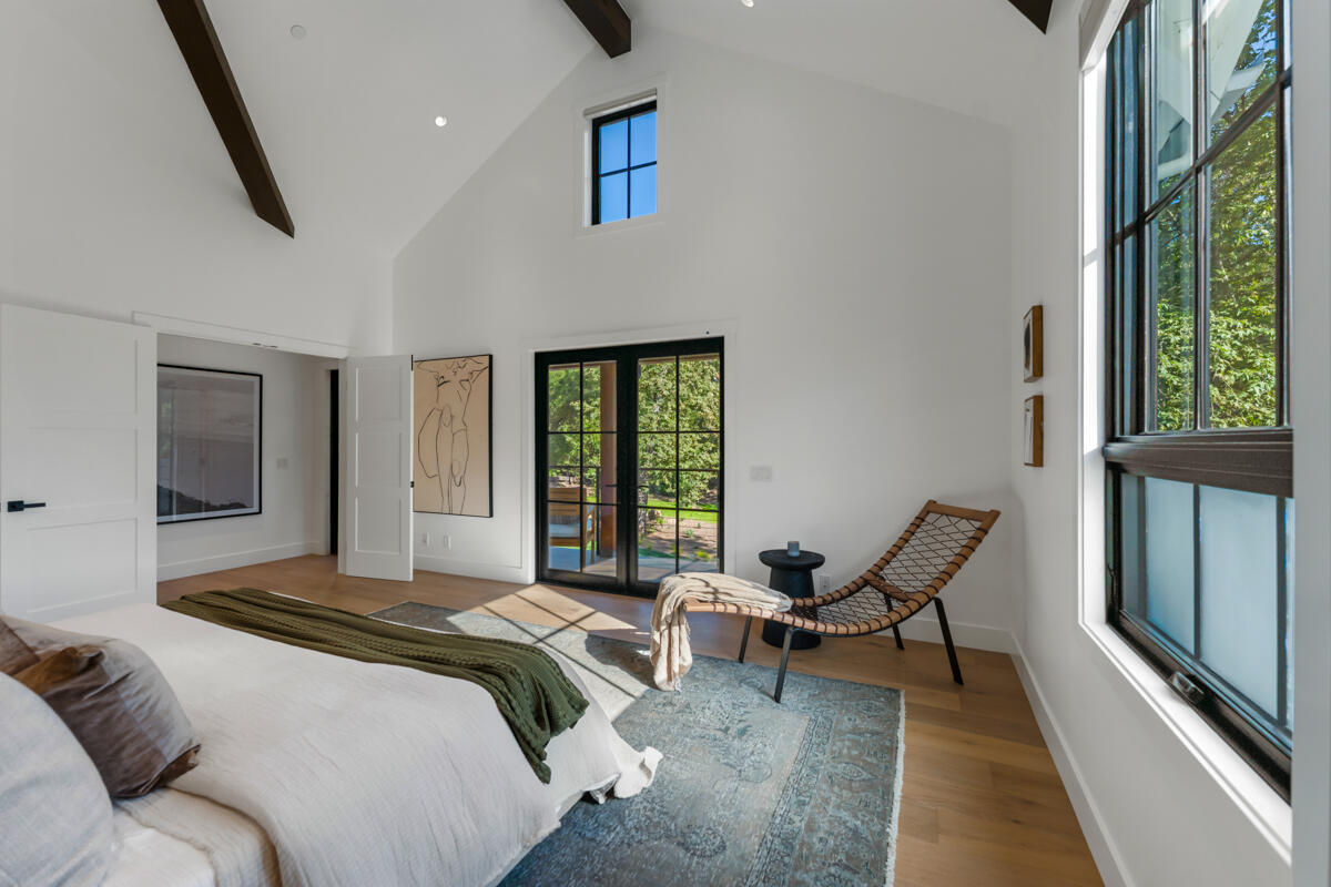 2243 Las Canoas Road Santa Barbara, CA 93105 - Photo 14 of 37 14 _ROY1732
