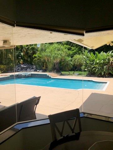 21070 North Sweetwater Lane Boca Raton, FL 33428 - Photo 11 of 12