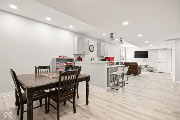 $689,900 | 14095 Farmstead Drive, Fishers, IN 46040