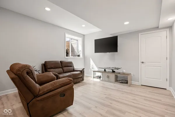 $689,900 | 14095 Farmstead Drive, Fishers, IN 46040