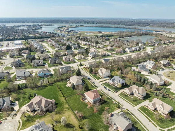 $689,900 | 14095 Farmstead Drive, Fishers, IN 46040