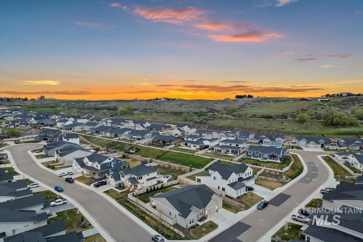 3413 North Hosta Avenue Star, ID 83669 - Photo 43 of 50 Aerial view at dusk of a residential view
