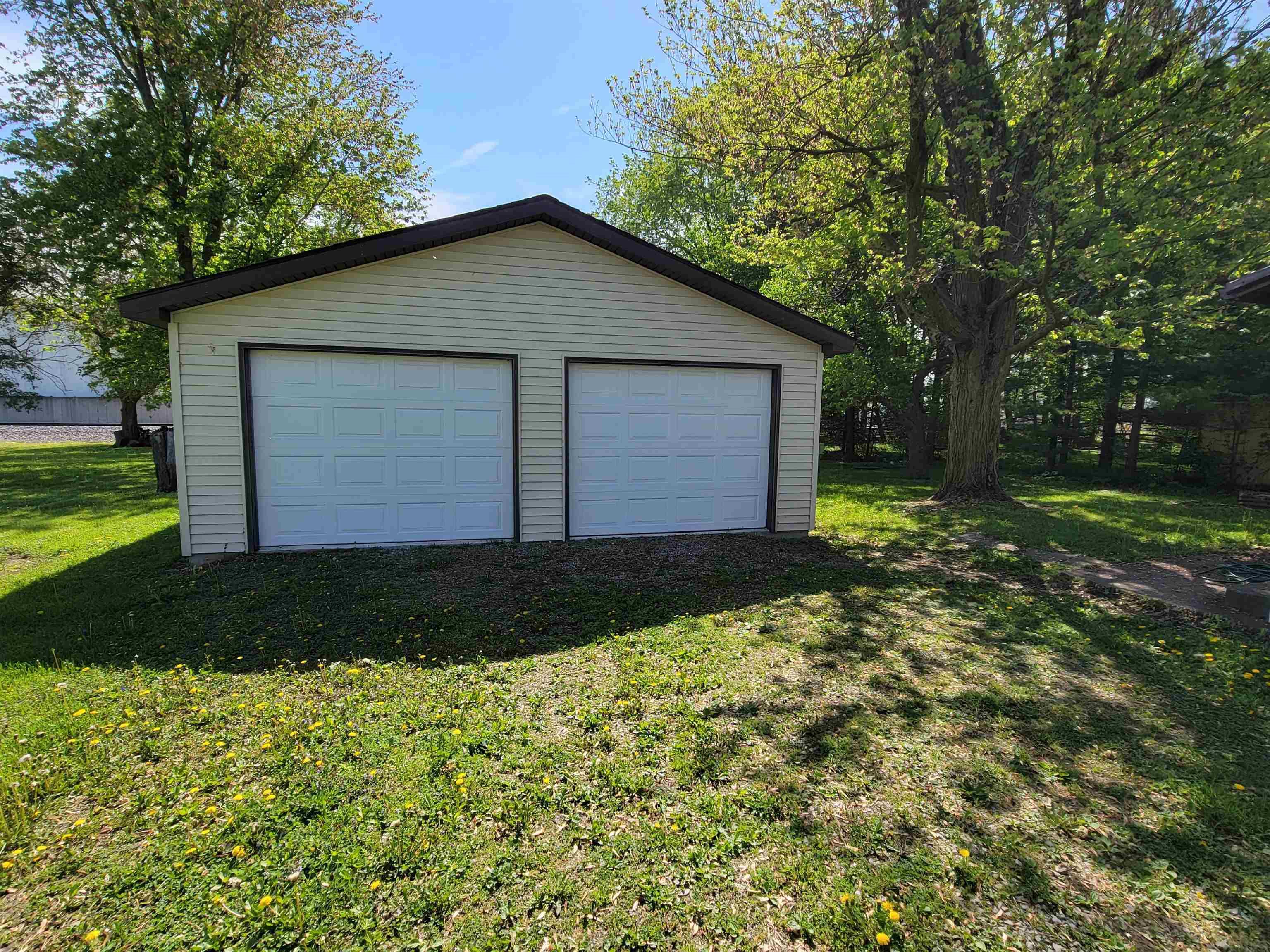 16535 Weaver Street Yoder, IN 46798 - Photo 4 of 16 Gallery Image 4