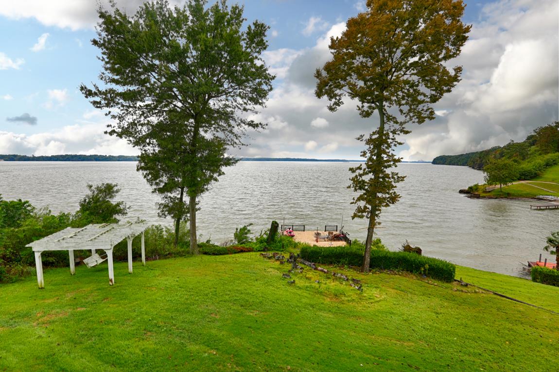 5180 The Loop Athens, AL 35611 - Photo 8 of 29 Back yard