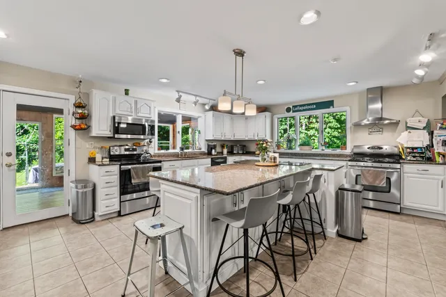 $860,000 | 148 Spiller Hill Road, Raymond, ME 04071