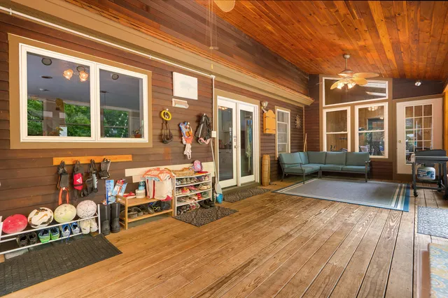 $860,000 | 148 Spiller Hill Road, Raymond, ME 04071