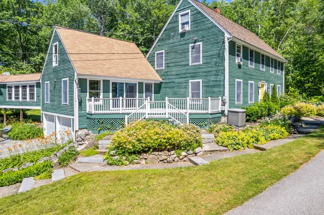 $860,000 | 148 Spiller Hill Road, Raymond, ME 04071