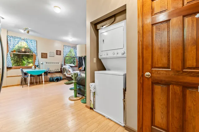 $860,000 | 148 Spiller Hill Road, Raymond, ME 04071