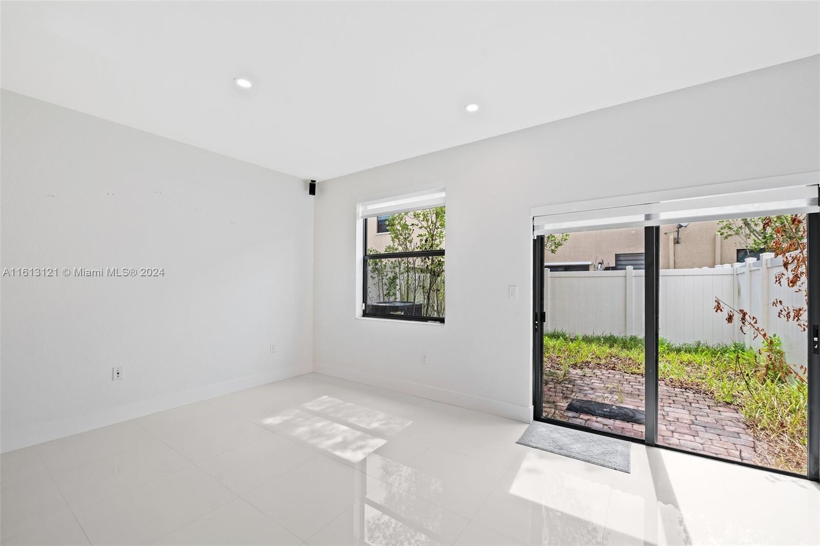 9361 West 33rd Way Hialeah, FL 33018 - Photo 13 of 30 a view of livingroom with furniture
