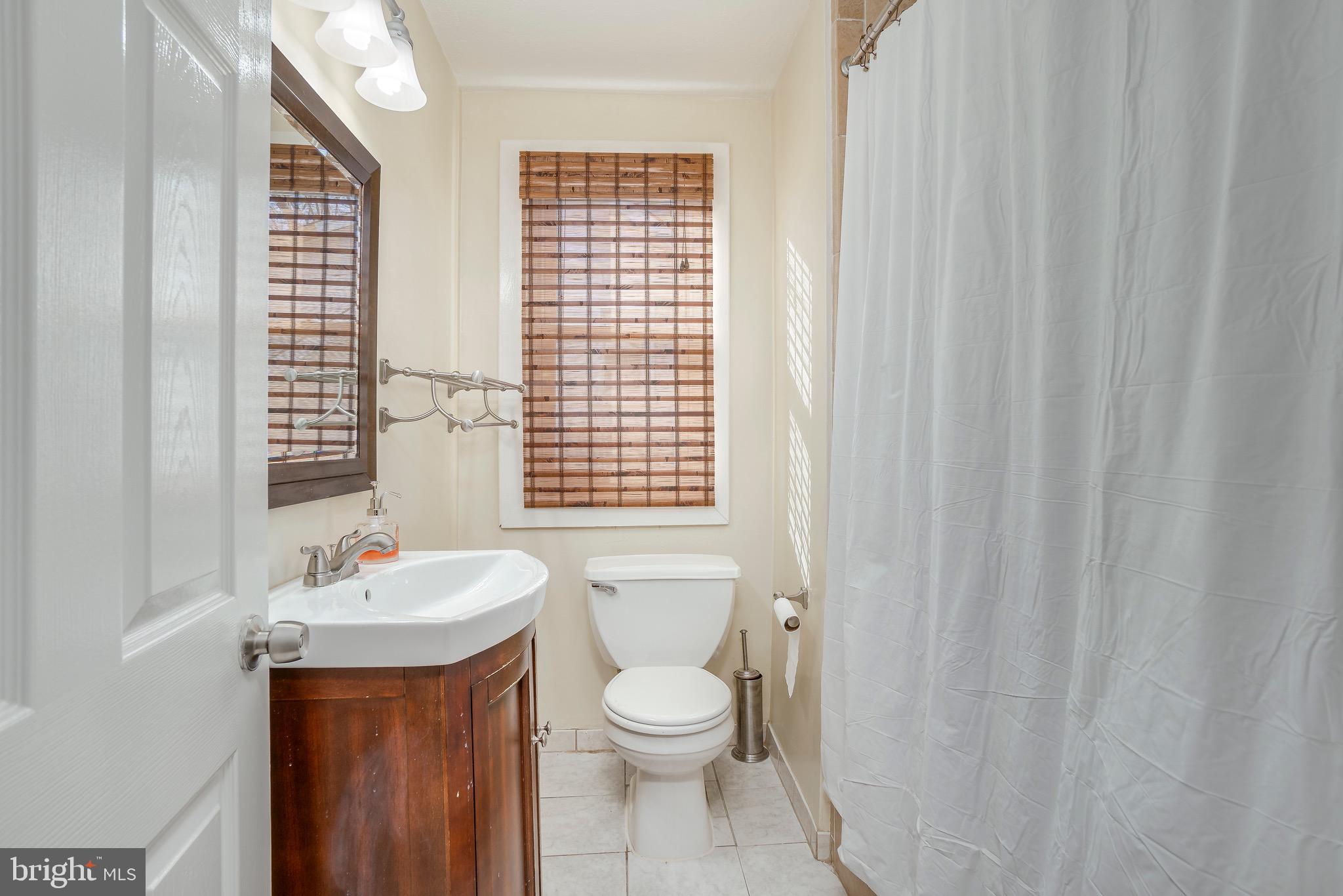 412 Walcott Road Baltimore, MD 21206 - Photo 15 of 25 Gallery Image 15