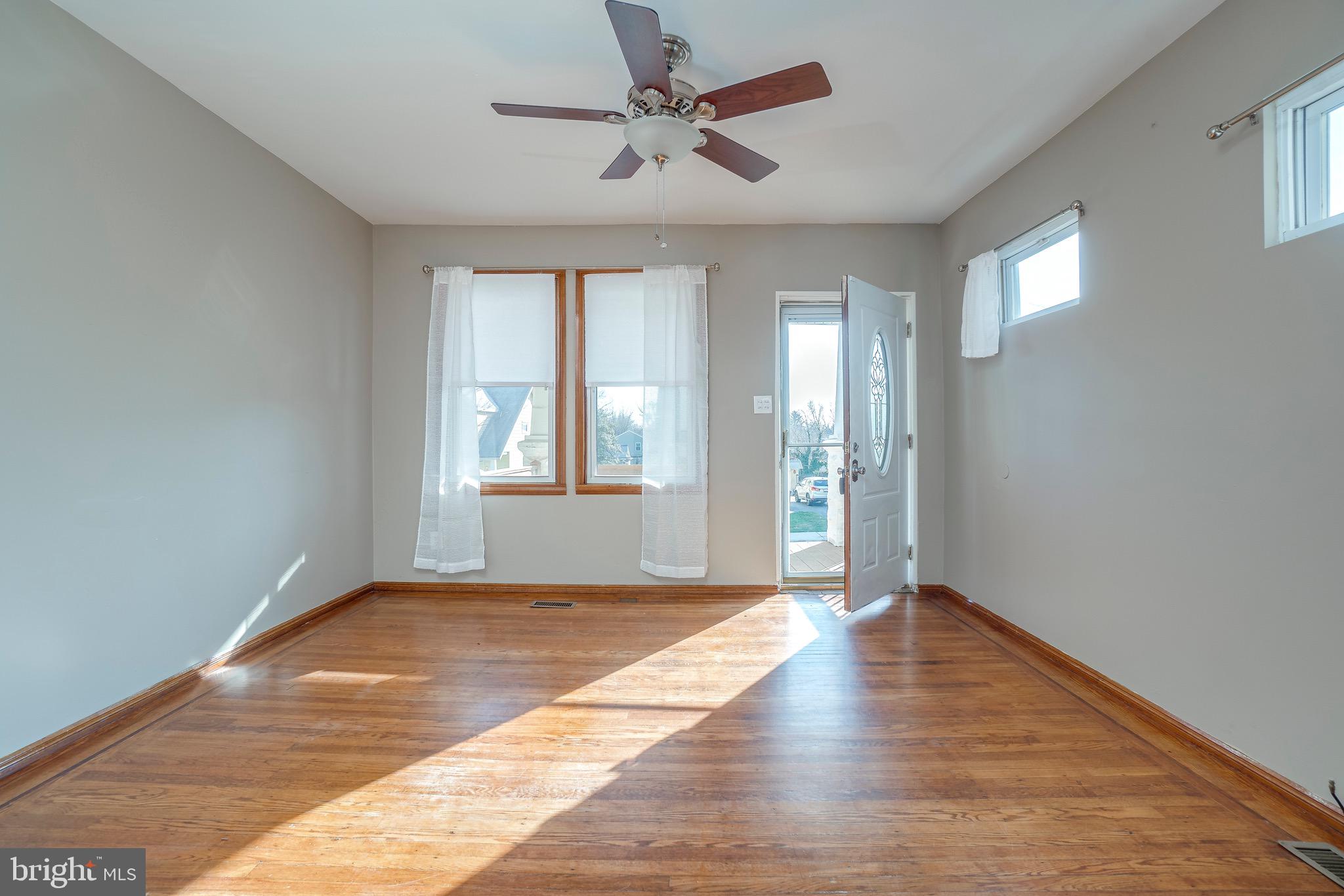 412 Walcott Road Baltimore, MD 21206 - Photo 5 of 25 Gallery Image 5