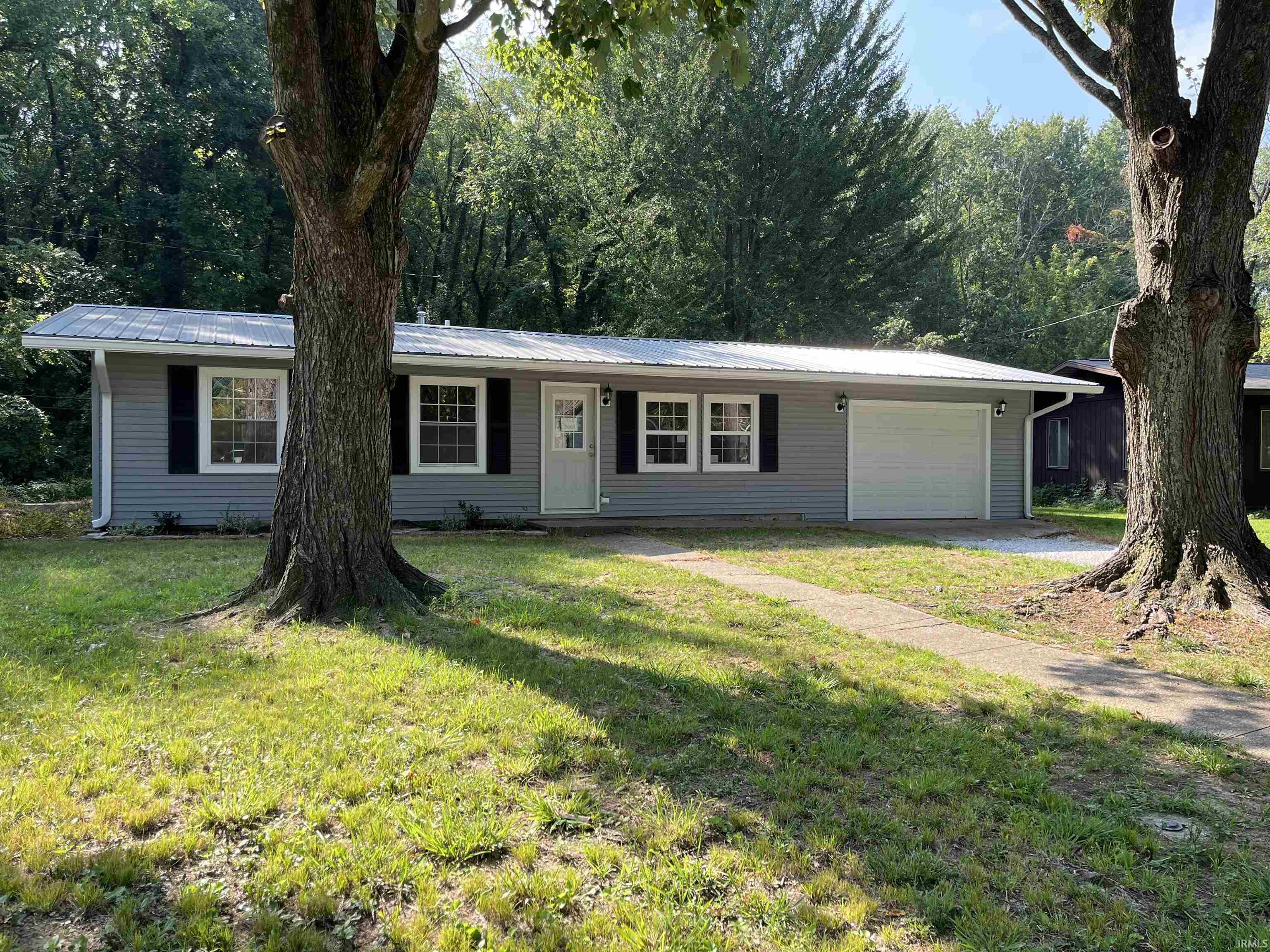 5325 Chadwick Road Evansville, IN 47710 - Photo 1 of 30 Gallery Image 1