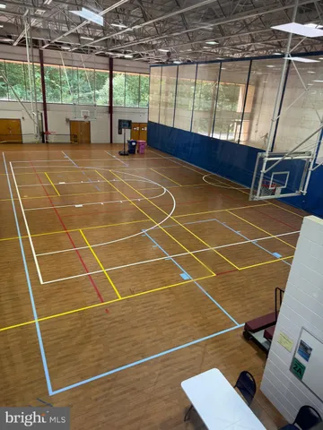 a view of a tennis court