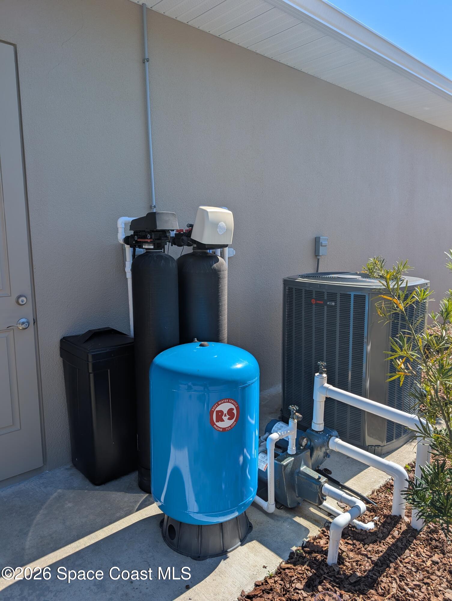 332 Pinto Lane Palm Bay, FL 32909 - Photo 25 of 28 PXL_20260201_174150254.MP