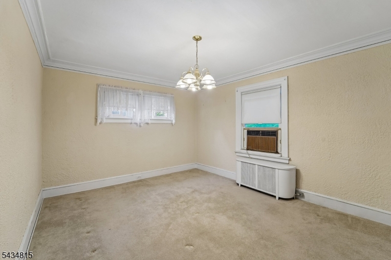 124 Walker Road West Orange, NJ 07052 - Photo 8 of 37