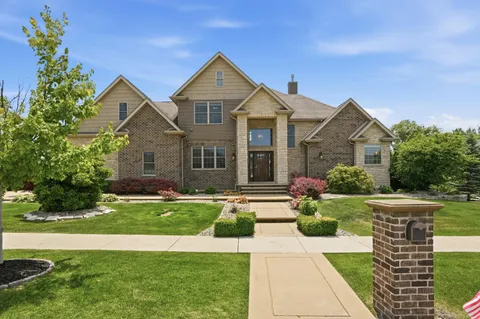 $1,025,000 | 863 Sylvia Lane, Crown Point, IN 46307