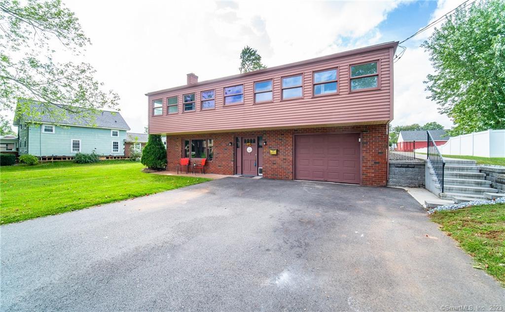 14 Elm Road Cromwell, CT 06416 - Photo 1 of 1 Front house of has a
