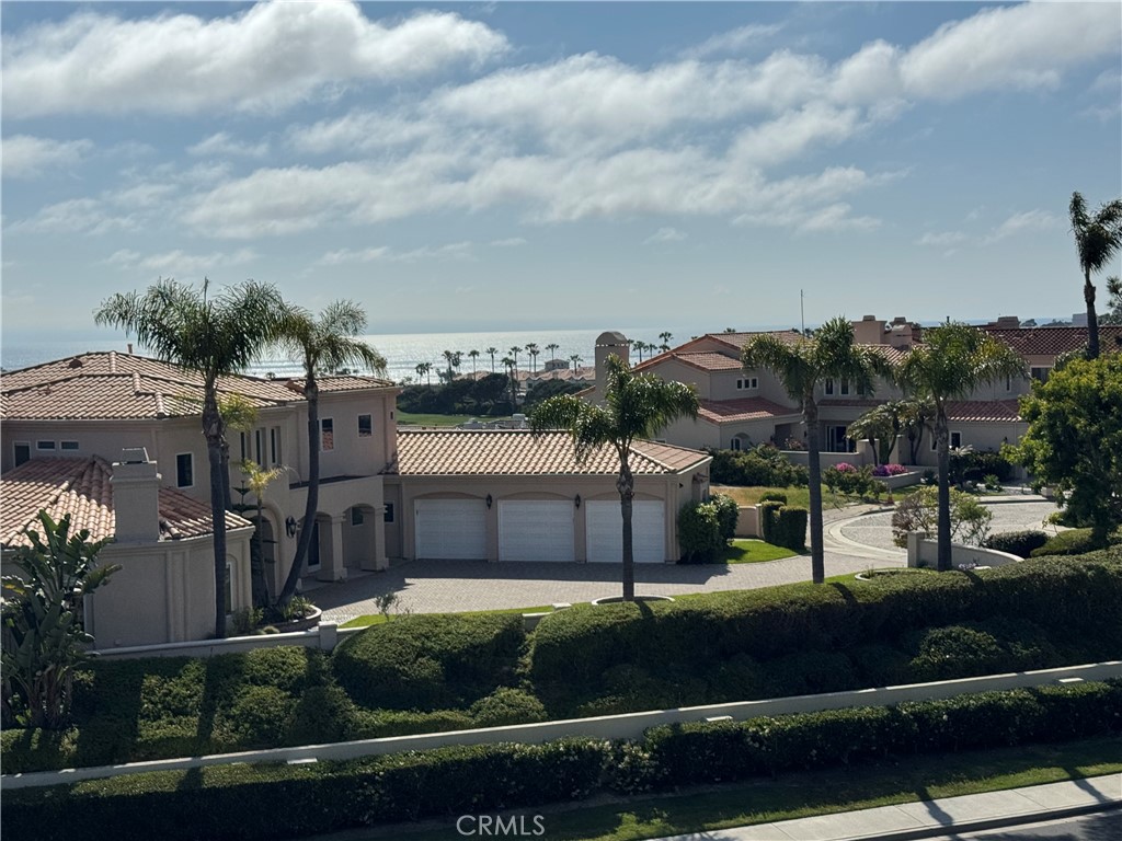 25 St Kitts Dana Point, CA 92629 - Photo 2 of 14 a view of a city