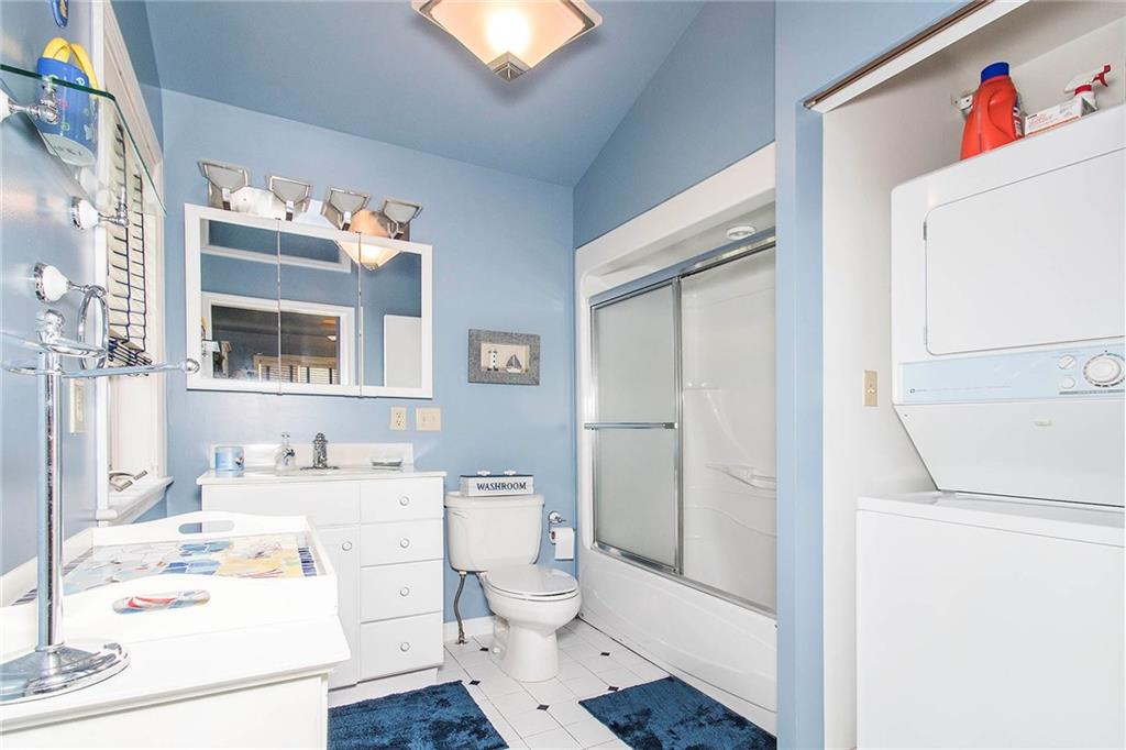 265 4 Seasons Road Boswell, PA 15531 - Photo 24 of 25 GUEST HOUSE FULL BATH/LAUNDRY