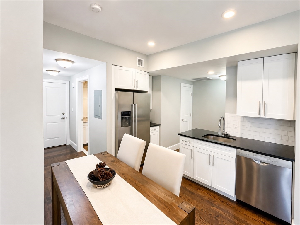 154 Gold Street, Unit 1 Boston, MA 02127 - Photo 7 of 14
