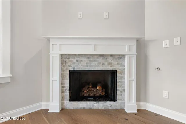 $374,900 | 726 Coahoma Court, Nesbit, MS 38651