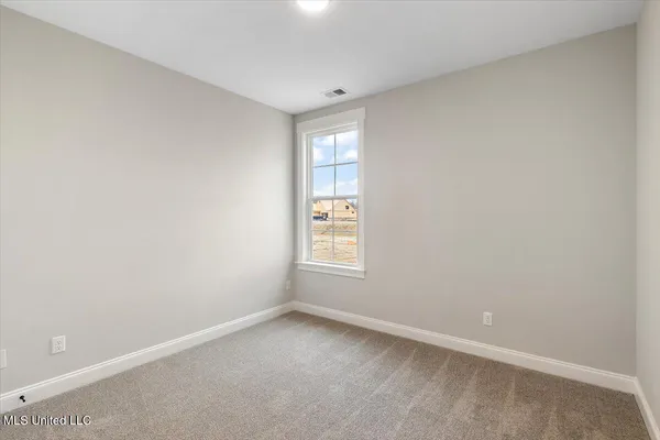 $375,900 | 726 Coahoma Court, Nesbit, MS 38651