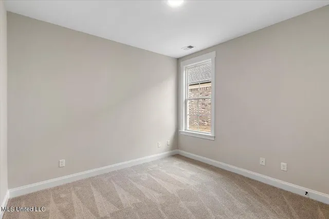 $374,900 | 726 Coahoma Court, Nesbit, MS 38651