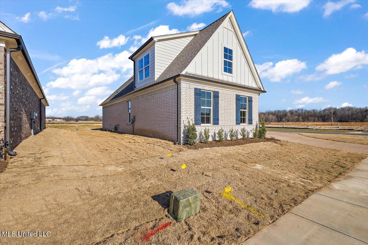 726 Coahoma Court Nesbit, MS 38651 - Photo 34 of 37 Arcola