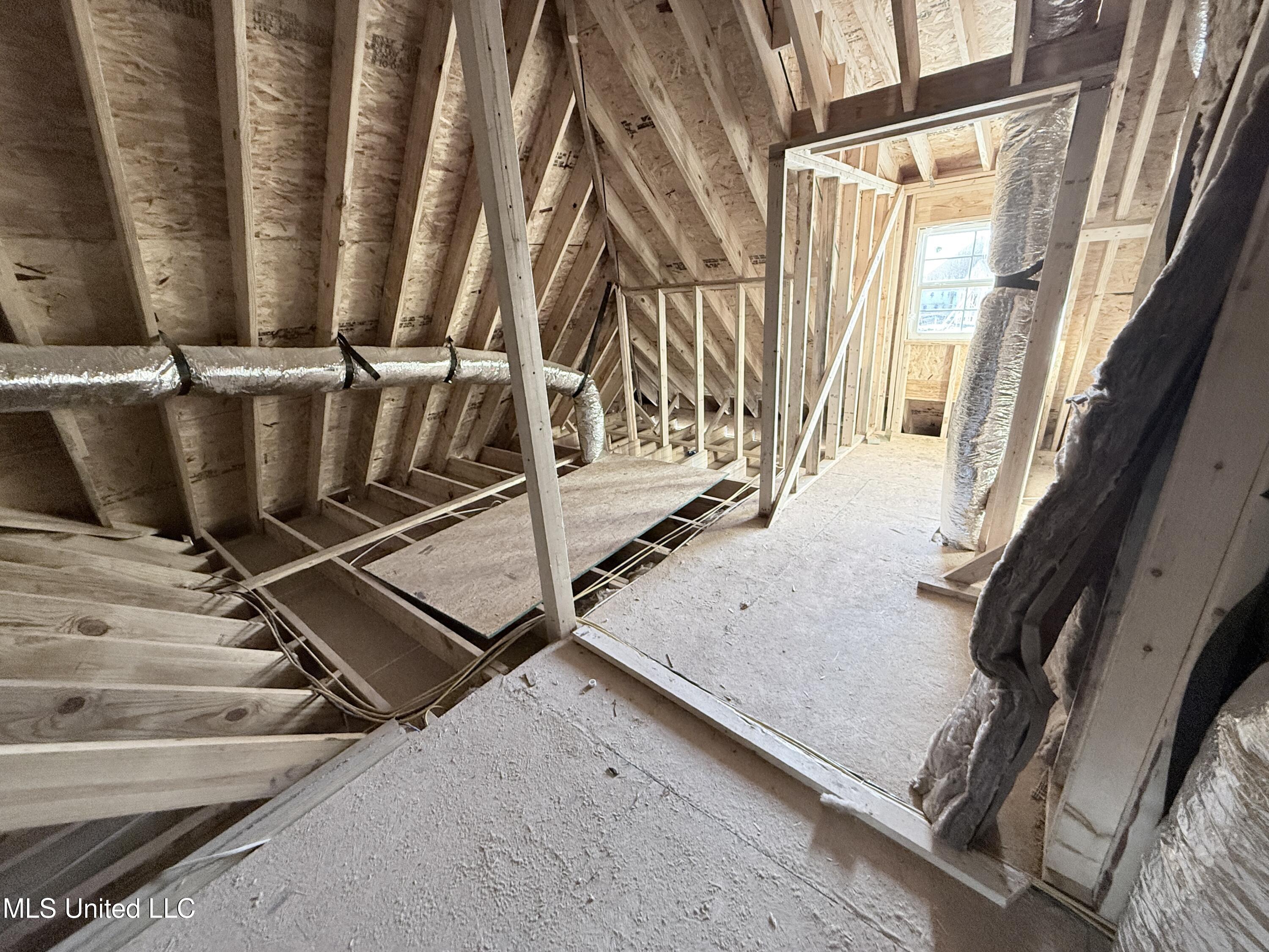 726 Coahoma Court Nesbit, MS 38651 - Photo 37 of 38 Attic