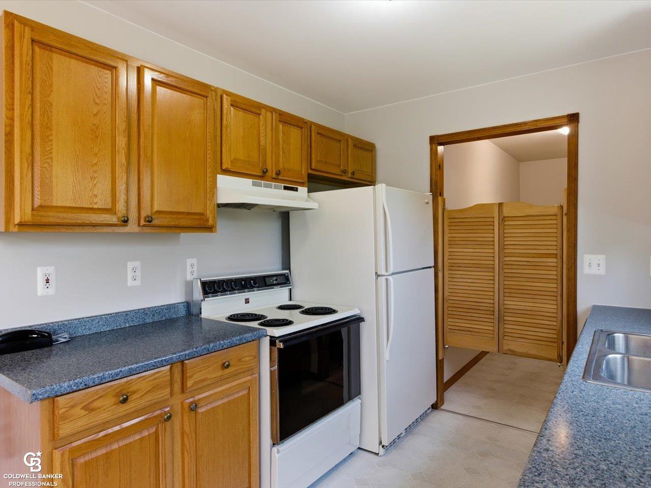 467 Dixie Boulevard Algonac, MI 48001 - Photo 12 of 25