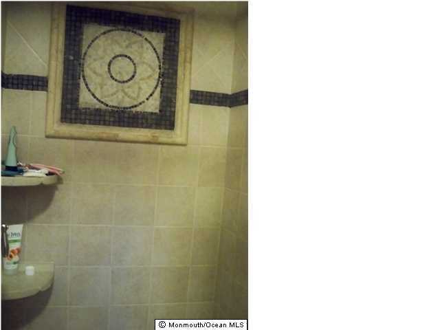 257 Chain O' Hills Road Colonia, NJ 07067 - Photo 20 of 25 Additional Photo