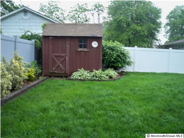 257 Chain O' Hills Road Colonia, NJ 07067 - Photo 22 of 25 Additional Photo