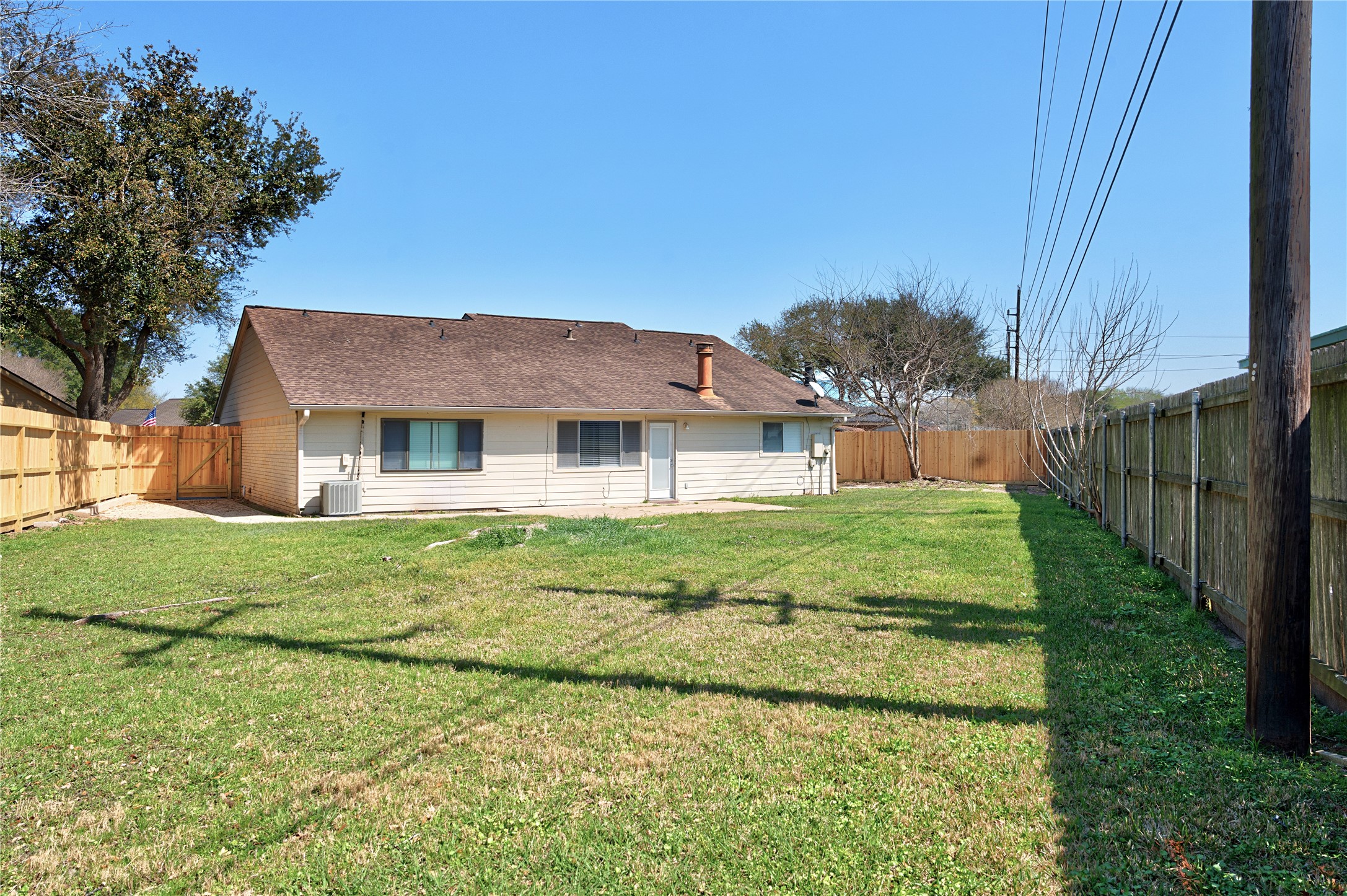 2303 Keyhole Lane Houston, TX 77084 - Photo 28 of 30 HUGE back yard for running and playing!