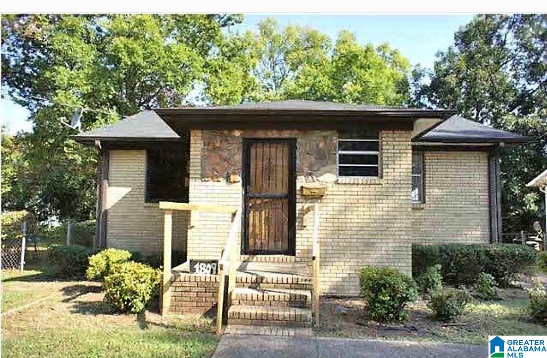 1809 Alemeda Avenue Birmingham, AL 35211 - Photo 1 of 10