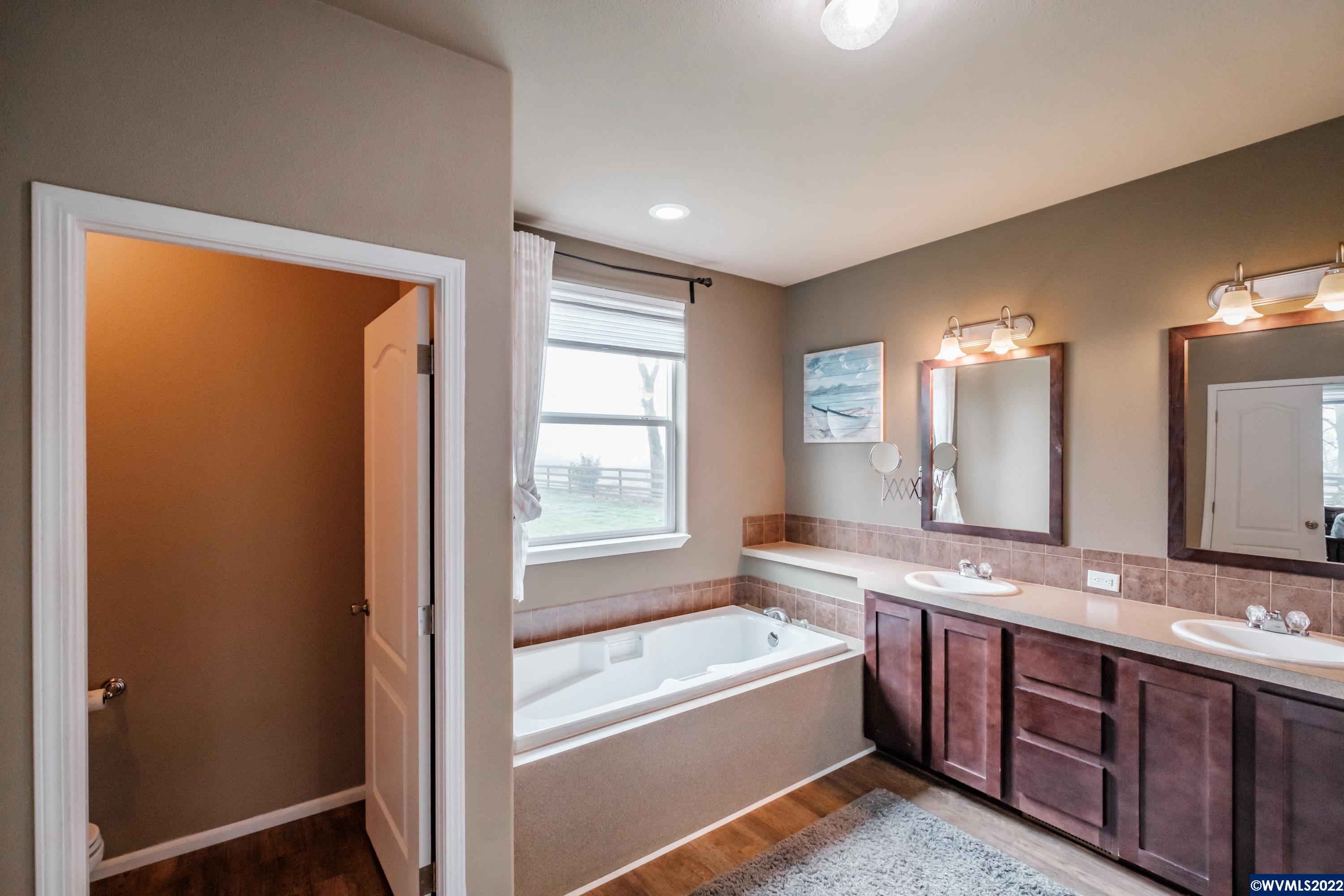 16541 Green Bridge Road Southeast Jefferson, OR 97352 - Photo 13 of 42 Gallery Image 13