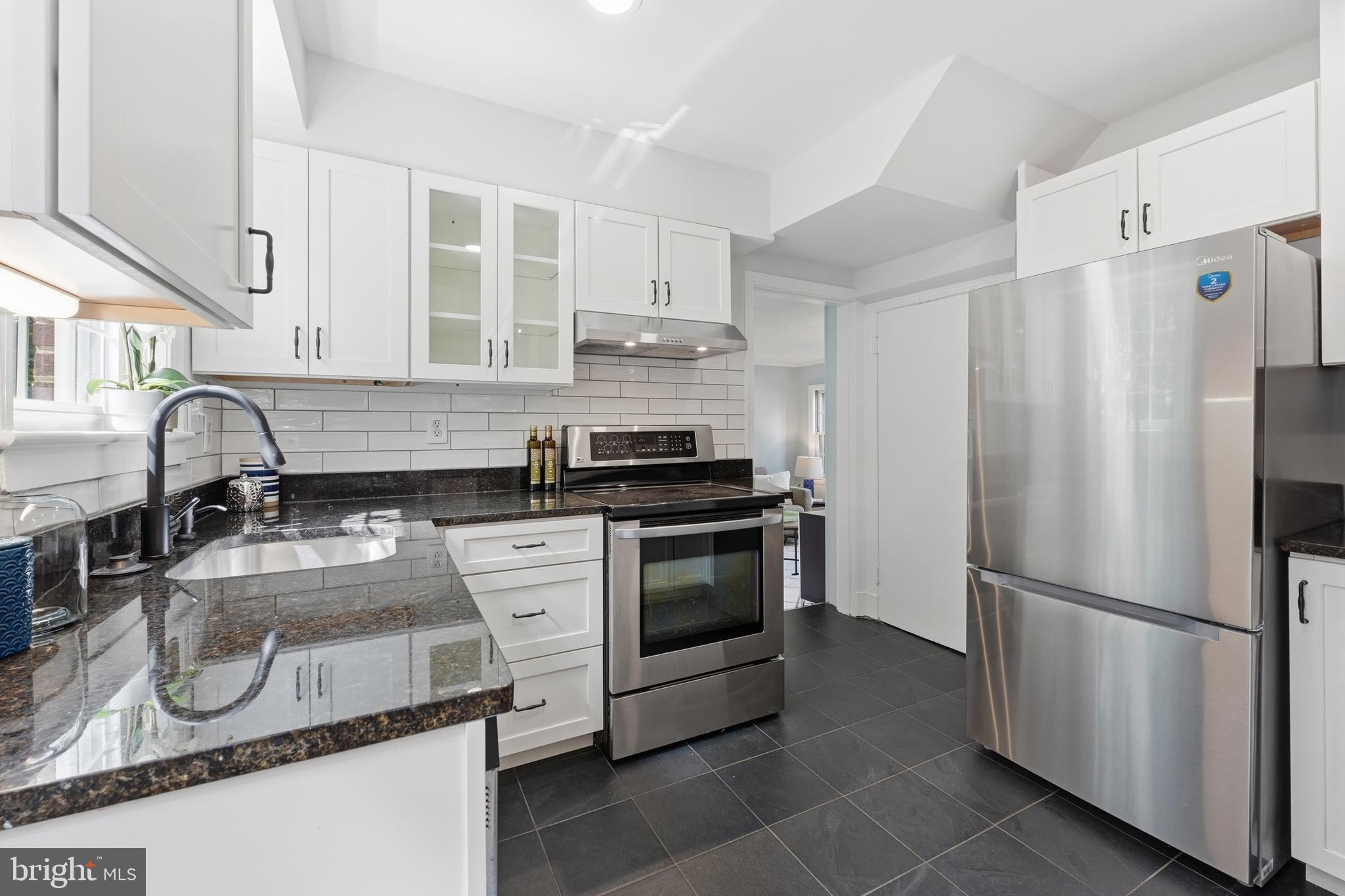 9604 Garwood Street Silver Spring, MD 20901 - Photo 18 of 60