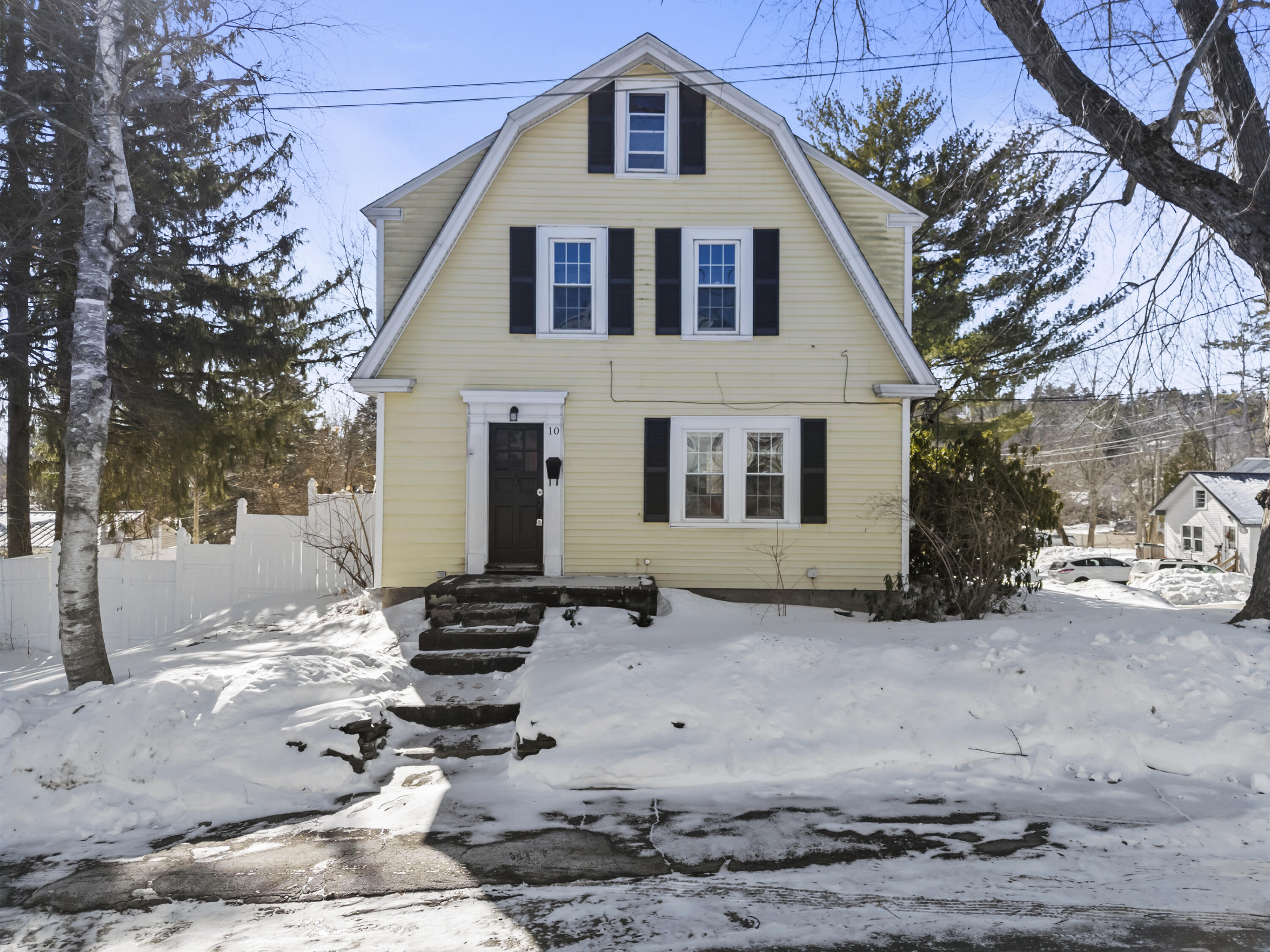 10 Walker Street Augusta, ME 04330 - Photo 3 of 63 10 Walker St_103