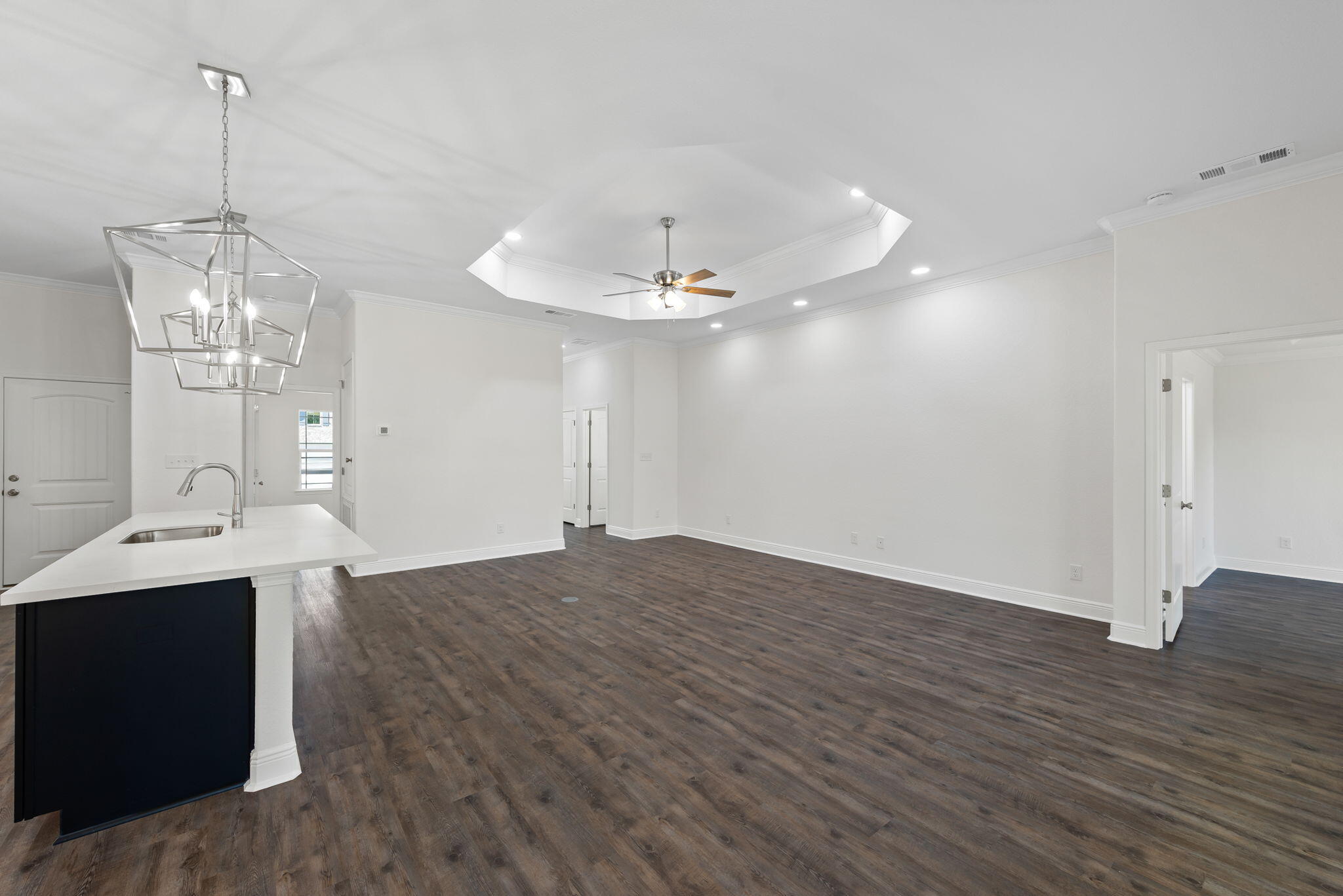 9250 Ridge Road Navarre, FL 32566 - Photo 9 of 39 Large Great Room