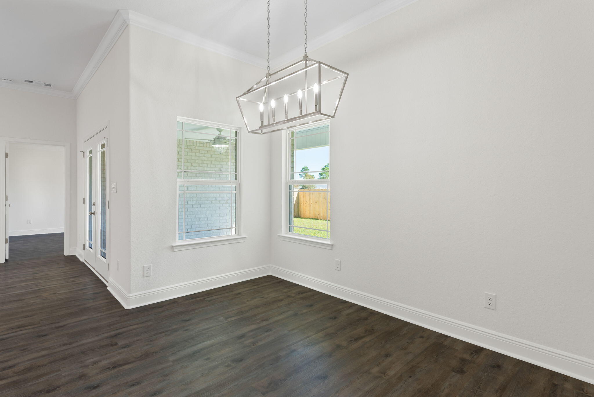 9250 Ridge Road Navarre, FL 32566 - Photo 14 of 39 Dining Area