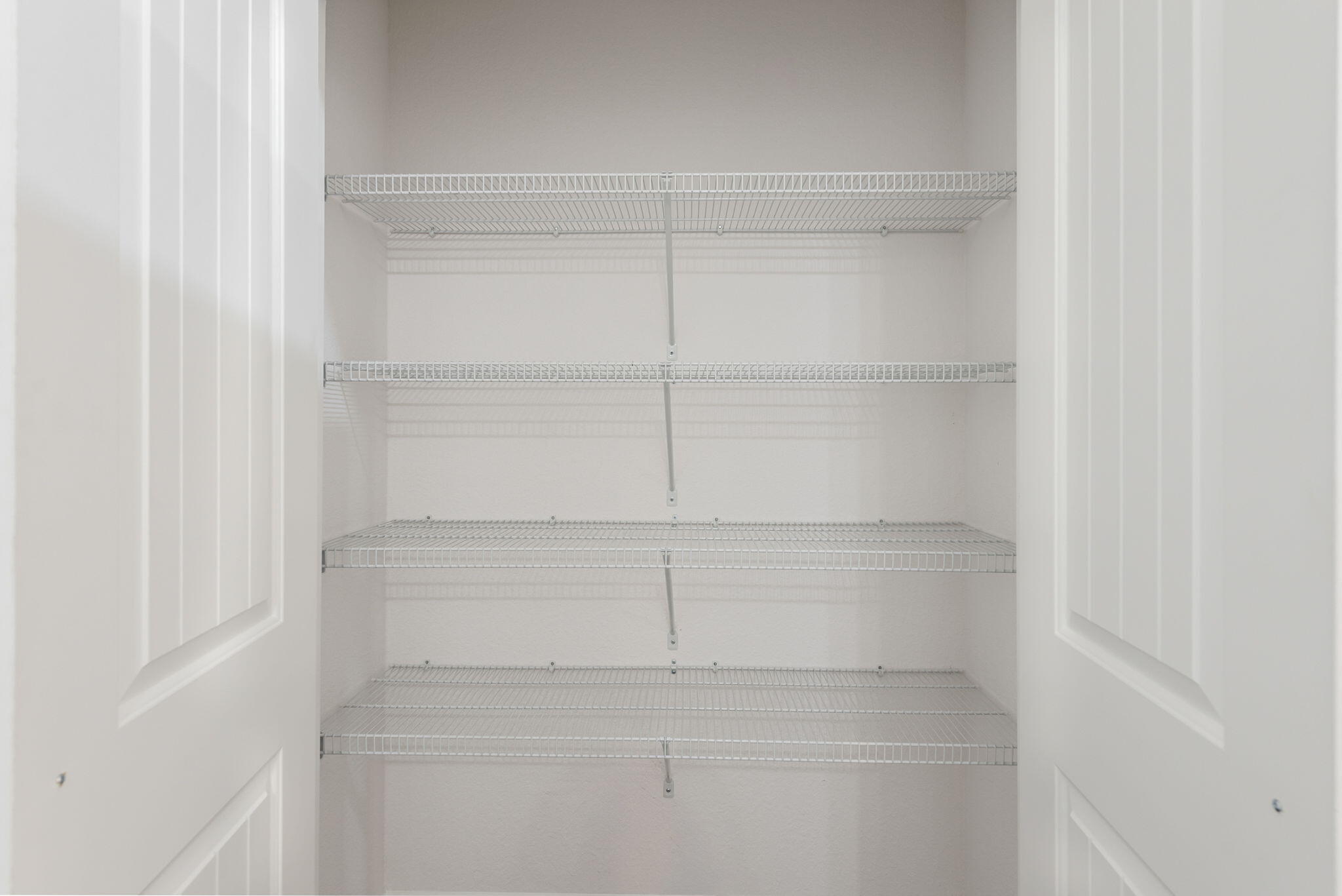 9250 Ridge Road Navarre, FL 32566 - Photo 17 of 39 Large Pantry