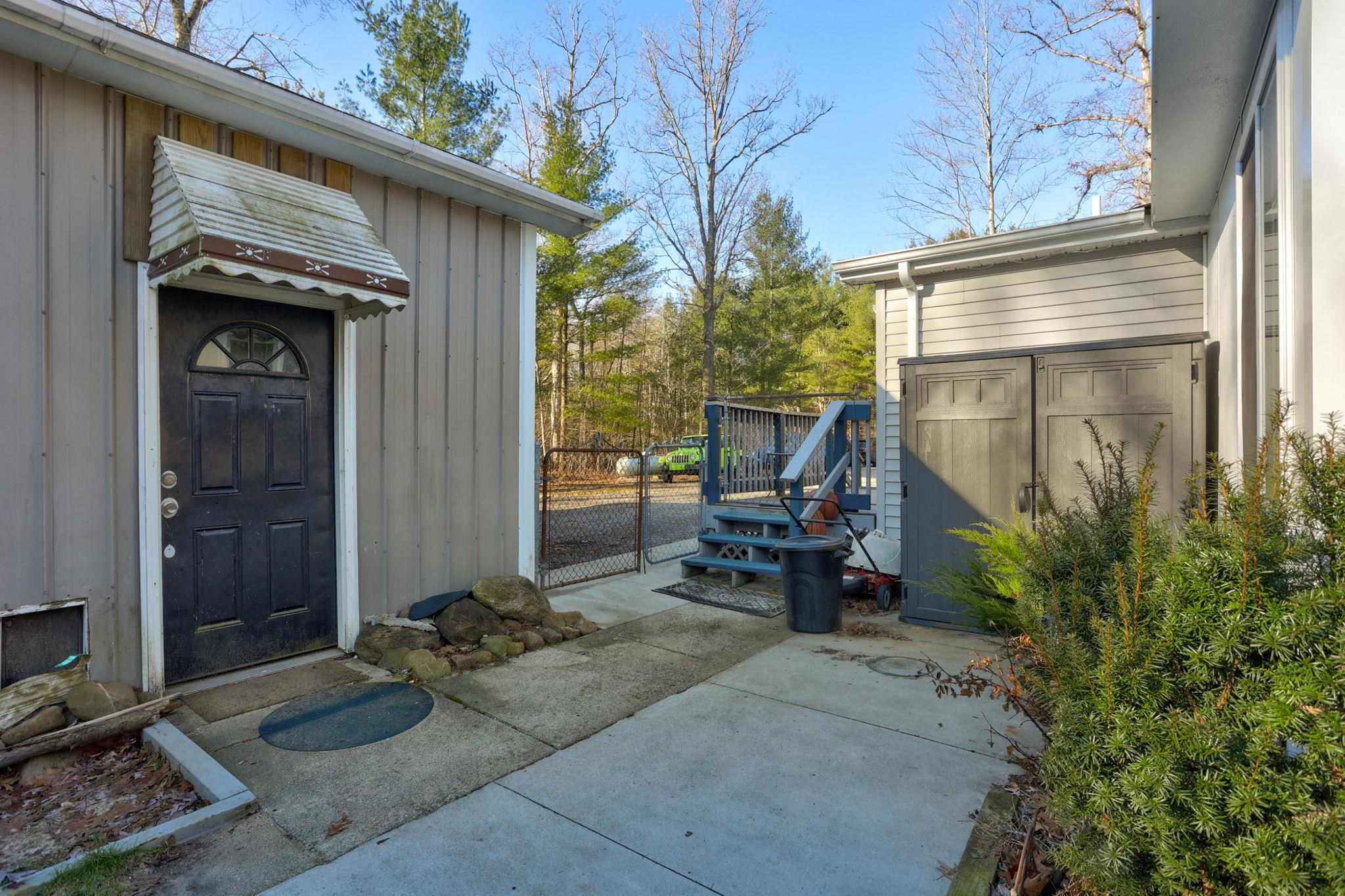 13225 E Road Montrose, MI 48457 - Photo 32 of 42 Gallery Image 32