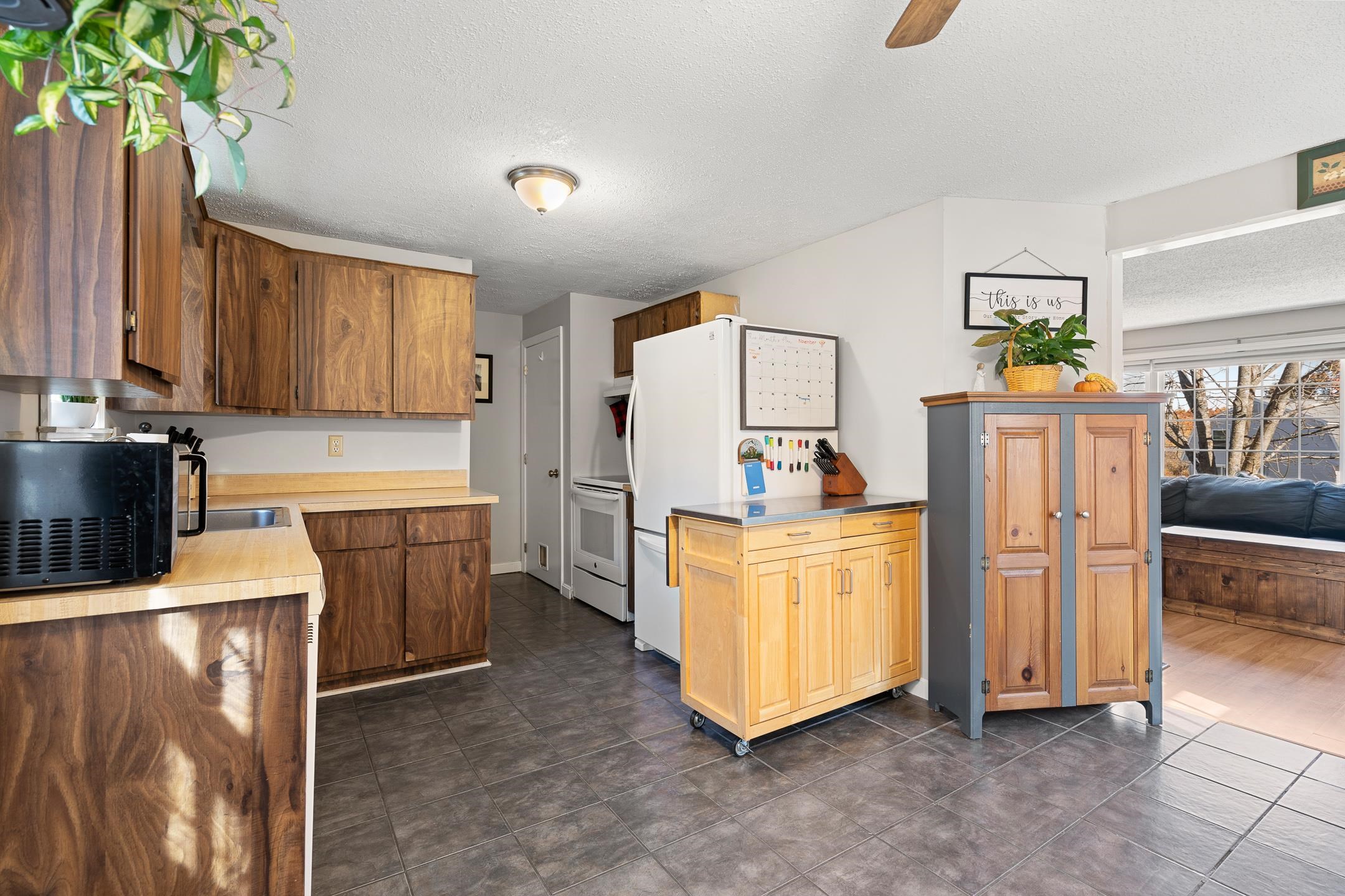 20 Juniper Road, Unit L Derry, NH 03038 - Photo 7 of 21
