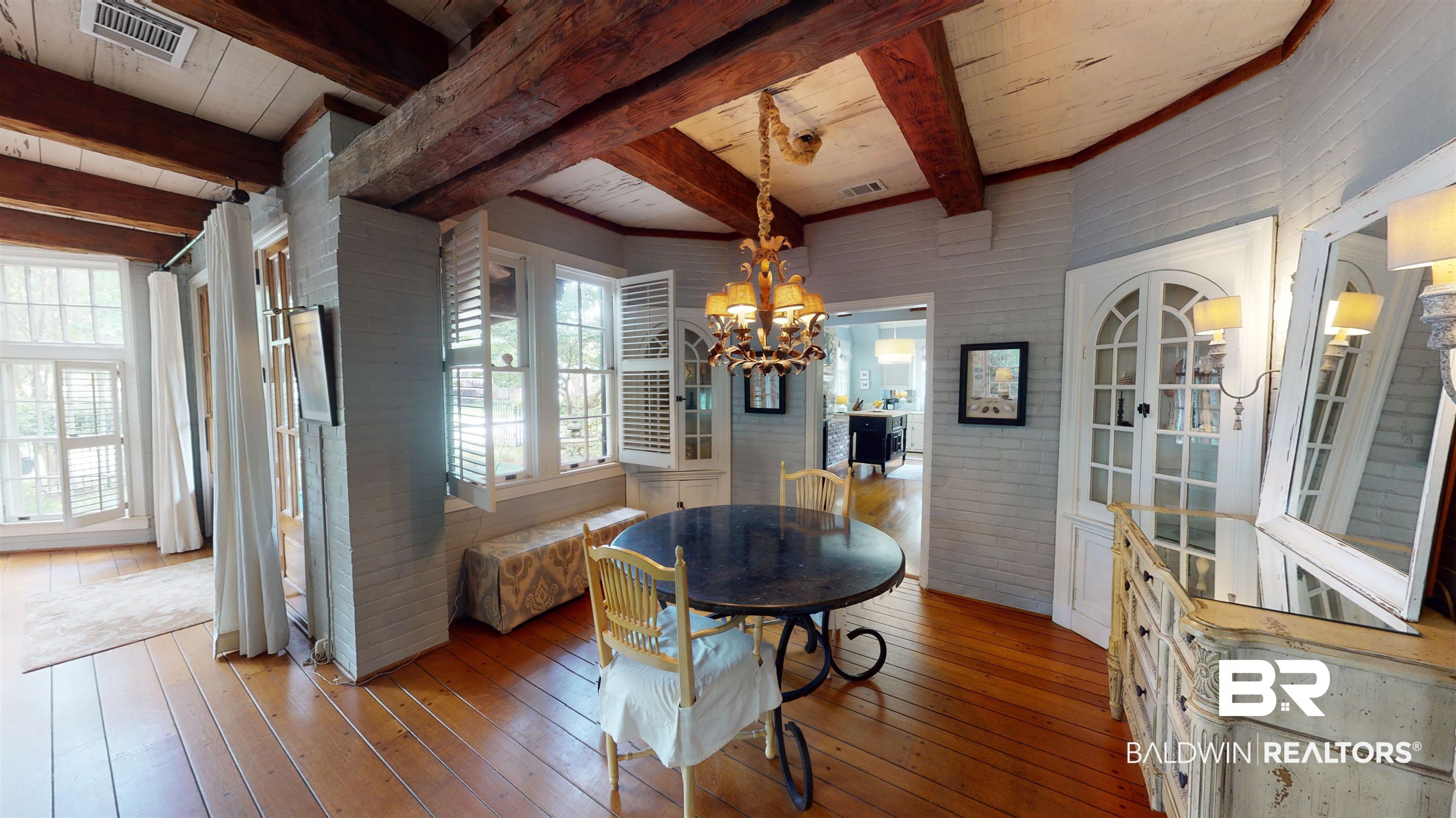 215 Woodlands Avenue Mobile, AL 36607 - Photo 8 of 34