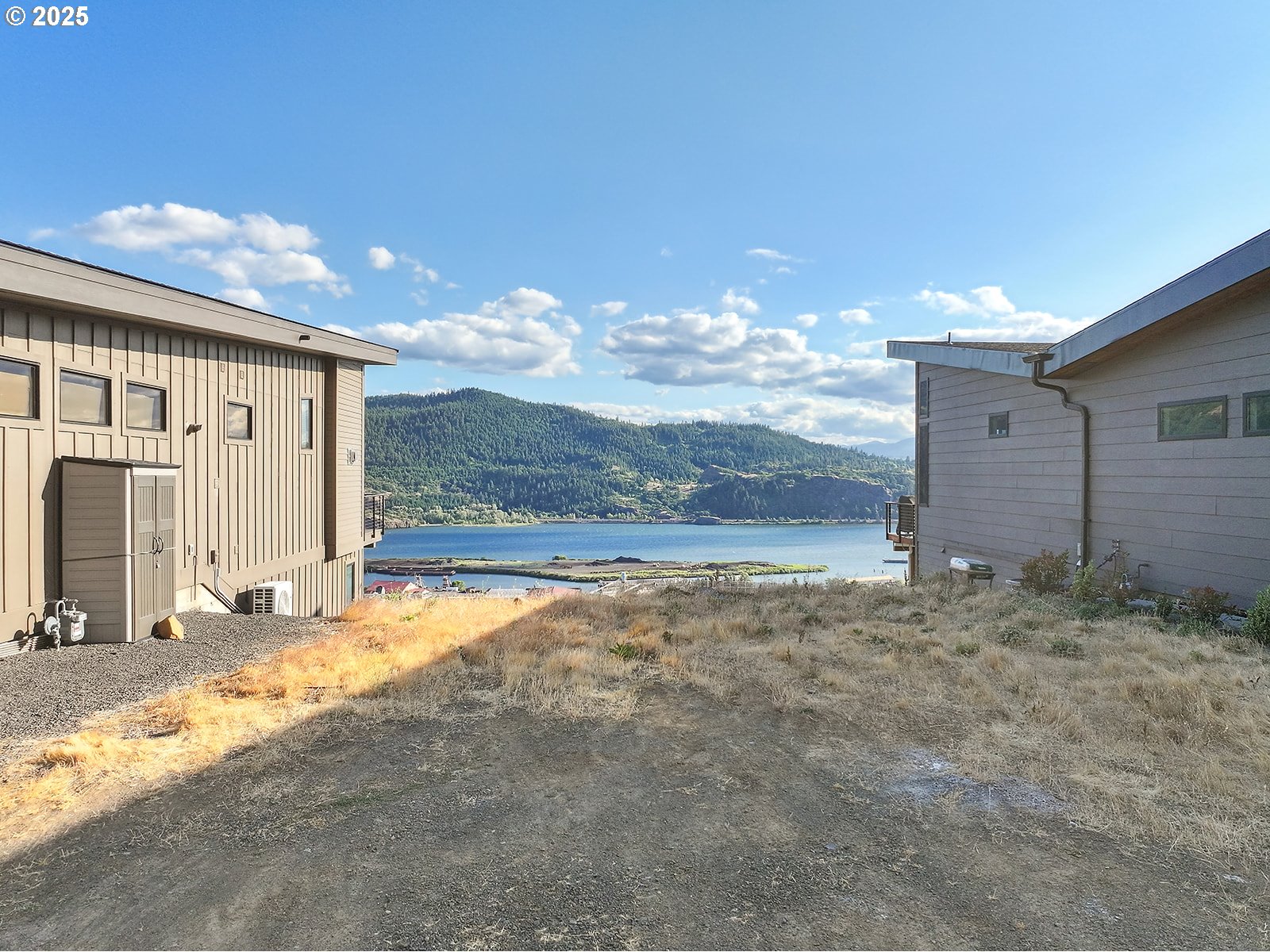 211 Eagle Rdg Drive White Salmon, WA 98672 - Photo 4 of 22