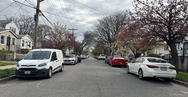 $550,000 | 165-21 144th Drive | Springfield Gardens