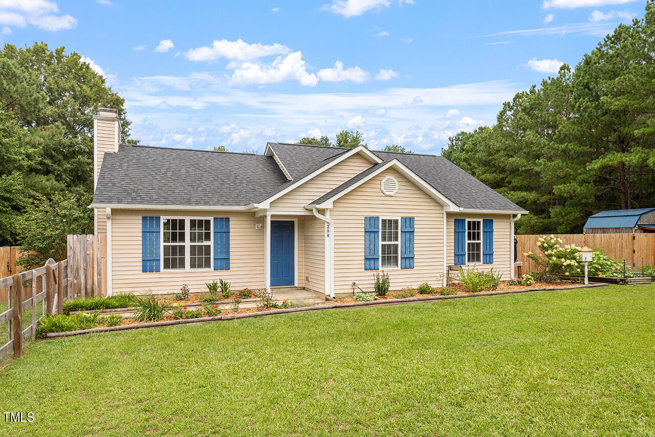 208 Penwood Road_02
