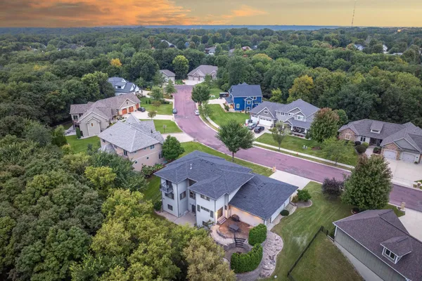 $898,000 | 117 Sienna Circle, Mankato, MN 56001
