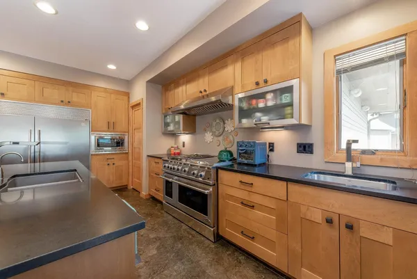 $898,000 | 117 Sienna Circle, Mankato, MN 56001
