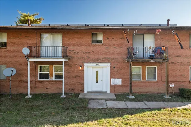 $480,000 | 2543 Mary Avenue, Jennings, MO 63136