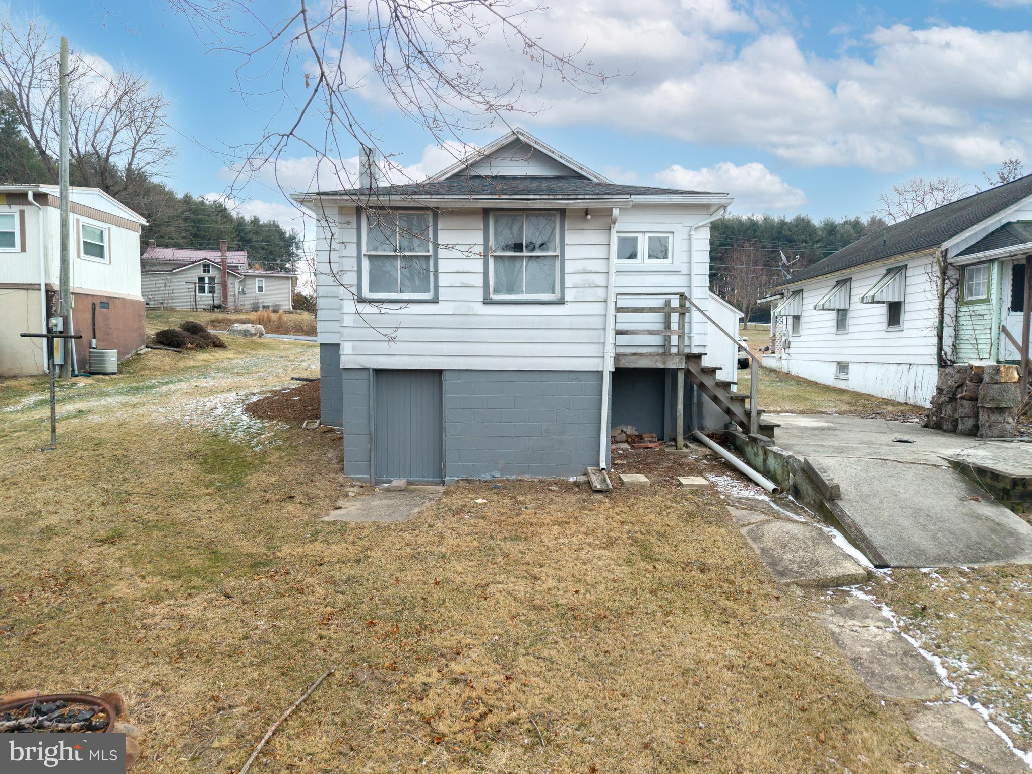 367 Old State Road Gardners, PA 17324 - Photo 5 of 24 a front view of a house with a yard